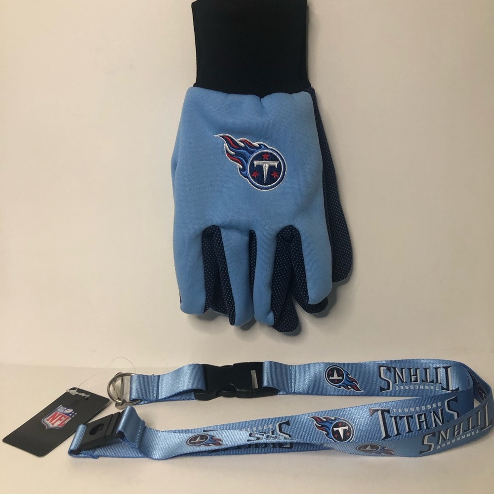 Tennessee Titans Gloves and Lanyard Set